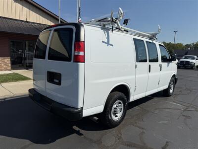 2016 Chevrolet Express 2500  135 " WB - Photo 7 - Flushing, MI 48433