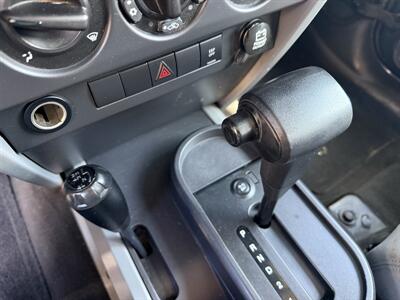 2008 Jeep Wrangler Unlimited Sahara 4X4 - Photo 16 - Flushing, MI 48433