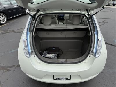2011 Nissan LEAF SV   - Photo 21 - Flushing, MI 48433