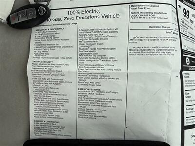 2011 Nissan LEAF SV   - Photo 23 - Flushing, MI 48433