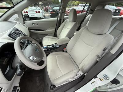2011 Nissan LEAF SV   - Photo 15 - Flushing, MI 48433
