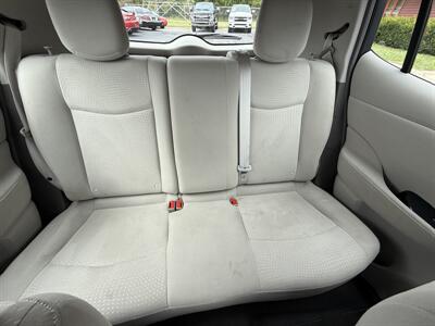 2011 Nissan LEAF SV   - Photo 12 - Flushing, MI 48433