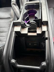 2012 Ford Mustang V6 Premium  MCA 6-Speed - Photo 22 - Flushing, MI 48433