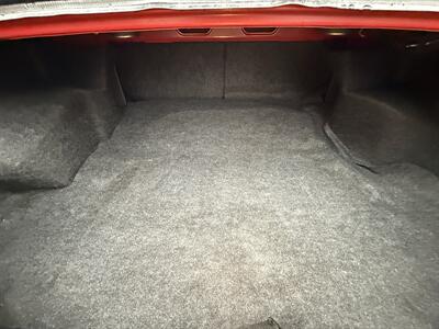 2012 Ford Mustang V6 Premium  MCA 6-Speed - Photo 19 - Flushing, MI 48433