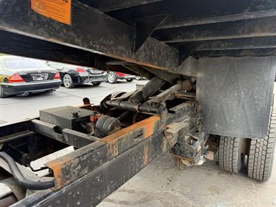 2005 Chevrolet Kodiak C4500 165.5 " WB DRW 14 Foot Dump Bed - Photo 15 - Flushing, MI 48433