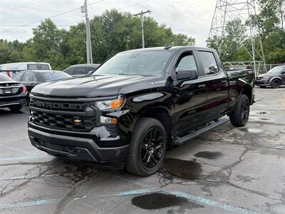 2023 Chevrolet Silverado 1500 Custom Crew 4X4 - Photo 3 - Flushing, MI 48433