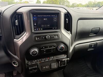 2023 Chevrolet Silverado 1500 Custom Crew 4X4 - Photo 13 - Flushing, MI 48433