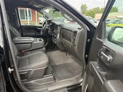 2023 Chevrolet Silverado 1500 Custom Crew 4X4 - Photo 25 - Flushing, MI 48433