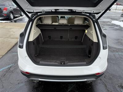 2015 Lincoln MKC Reserve AWD   - Photo 16 - Flushing, MI 48433