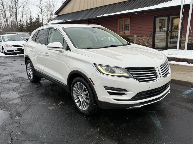 2015 Lincoln MKC Reserve AWD   - Photo 1 - Flushing, MI 48433