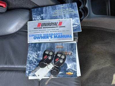 2001 Chevrolet Blazer LT 4X4   - Photo 28 - Flushing, MI 48433