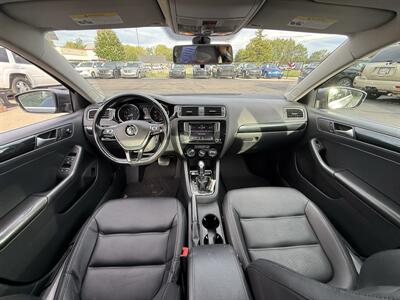 2016 Volkswagen Jetta 1.8T SEL - Photo 10 - Flushing, MI 48433