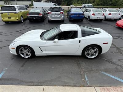 2009 Chevrolet Corvette 1LT  6-Speed - Photo 7 - Flushing, MI 48433