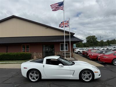 2009 Chevrolet Corvette 1LT  6-Speed - Photo 4 - Flushing, MI 48433