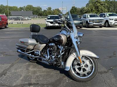 2018 Harley Davidson FLHR Road King   - Photo 3 - Flushing, MI 48433