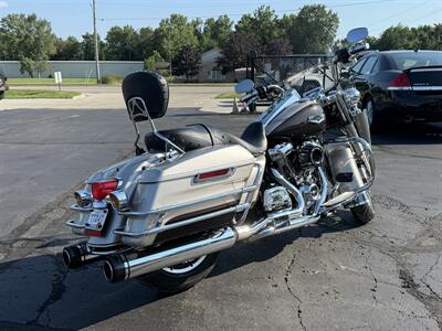 2018 Harley Davidson FLHR Road King   - Photo 4 - Flushing, MI 48433