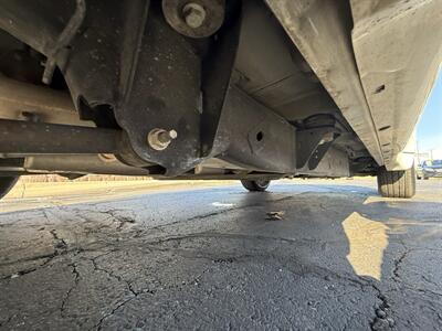 2002 GMC Envoy SLE  4X4 - Photo 41 - Flushing, MI 48433