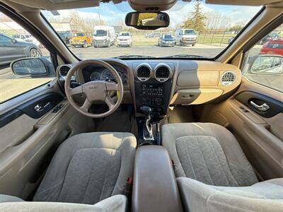 2002 GMC Envoy SLE  4X4 - Photo 20 - Flushing, MI 48433