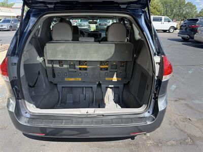 2014 Toyota Sienna LE - Photo 20 - Flushing, MI 48433