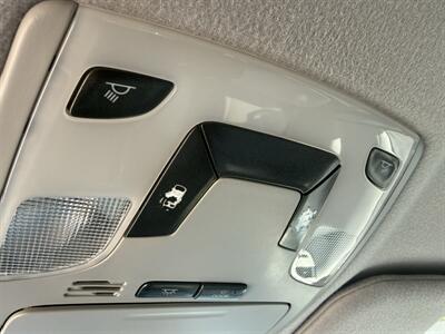 2014 Toyota Sienna LE - Photo 13 - Flushing, MI 48433