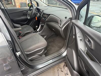 2019 Chevrolet Trax LS   - Photo 21 - Flushing, MI 48433
