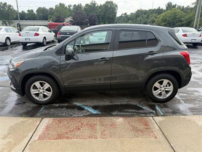 2019 Chevrolet Trax LS   - Photo 8 - Flushing, MI 48433