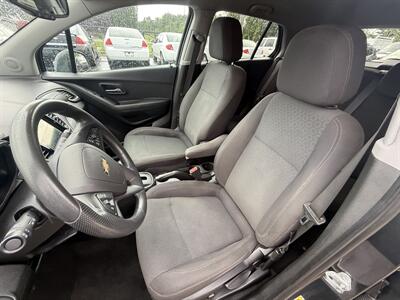 2019 Chevrolet Trax LS   - Photo 10 - Flushing, MI 48433
