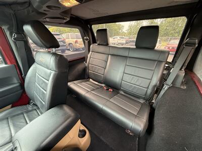 2012 Jeep Wrangler Sahara 4X4 - Photo 18 - Flushing, MI 48433