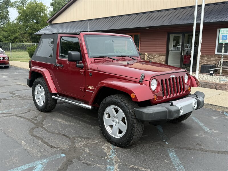 2012 Jeep Wrangler Sahara  4X4 - Photo 1 - Flushing, MI 48433