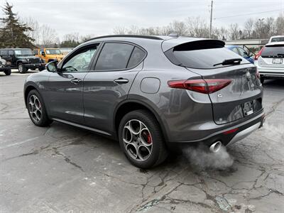 2018 Alfa Romeo Stelvio Sport  AWD - Photo 11 - Flushing, MI 48433