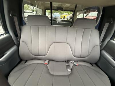 2004 Chevrolet S-10 LS 4dr Crew Cab LS 4X4 - Photo 15 - Flushing, MI 48433
