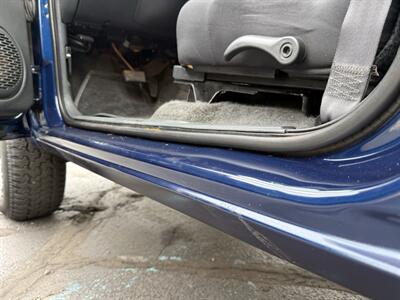 2004 Chevrolet S-10 LS 4dr Crew Cab LS 4X4 - Photo 28 - Flushing, MI 48433