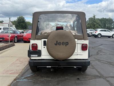 1999 Jeep Wrangler Sport  4X4 - Photo 8 - Flushing, MI 48433