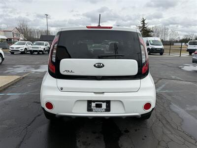 2018 Kia Soul +   - Photo 8 - Flushing, MI 48433