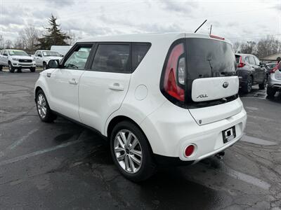 2018 Kia Soul +   - Photo 7 - Flushing, MI 48433