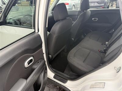 2018 Kia Soul +   - Photo 18 - Flushing, MI 48433