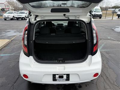 2018 Kia Soul +   - Photo 22 - Flushing, MI 48433