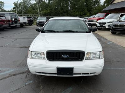 2011 Ford Crown Victoria Police Interceptor - Photo 2 - Flushing, MI 48433