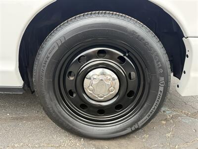 2011 Ford Crown Victoria Police Interceptor - Photo 25 - Flushing, MI 48433