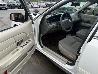 2011 Ford Crown Victoria Police Interceptor - Photo 10 - Flushing, MI 48433