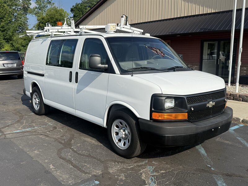2014 Chevrolet Express 1500 Cargo  All Wheel Drive - Photo 1 - Flushing, MI 48433