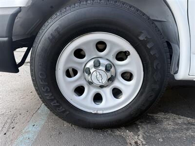 2014 Chevrolet Express 1500 Cargo All Wheel Drive - Photo 22 - Flushing, MI 48433
