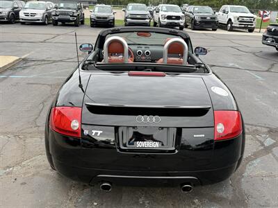 2002 Audi TT 225hp quattro  6-Speed Manual - Photo 15 - Flushing, MI 48433