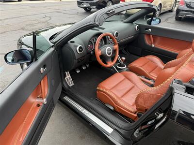 2002 Audi TT 225hp quattro  6-Speed Manual - Photo 6 - Flushing, MI 48433