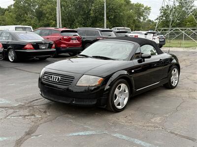 2002 Audi TT 225hp quattro  6-Speed Manual - Photo 8 - Flushing, MI 48433