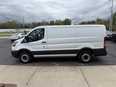 2018 Ford Transit 150  130 " WB Cargo - Photo 8 - Flushing, MI 48433
