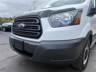 2018 Ford Transit 150  130 " WB Cargo - Photo 25 - Flushing, MI 48433