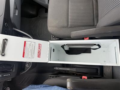 2018 Ford Transit 150  130 " WB Cargo - Photo 18 - Flushing, MI 48433