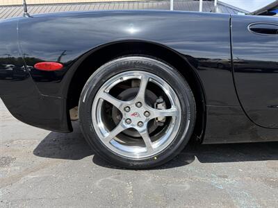 2004 Chevrolet Corvette Convertible 6-Speed - Photo 29 - Flushing, MI 48433