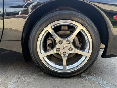 2004 Chevrolet Corvette Convertible 6-Speed - Photo 26 - Flushing, MI 48433